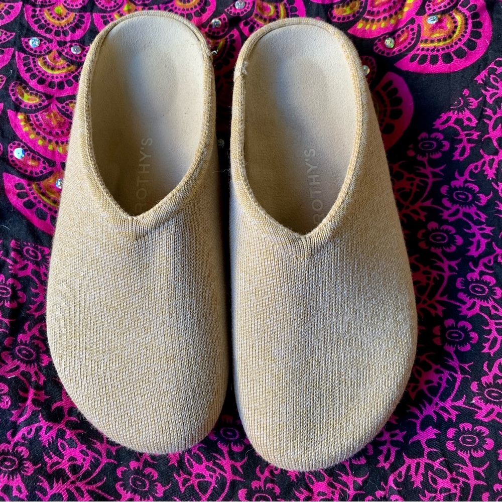 Rothy’s Casual Clog Birch Tan size 7